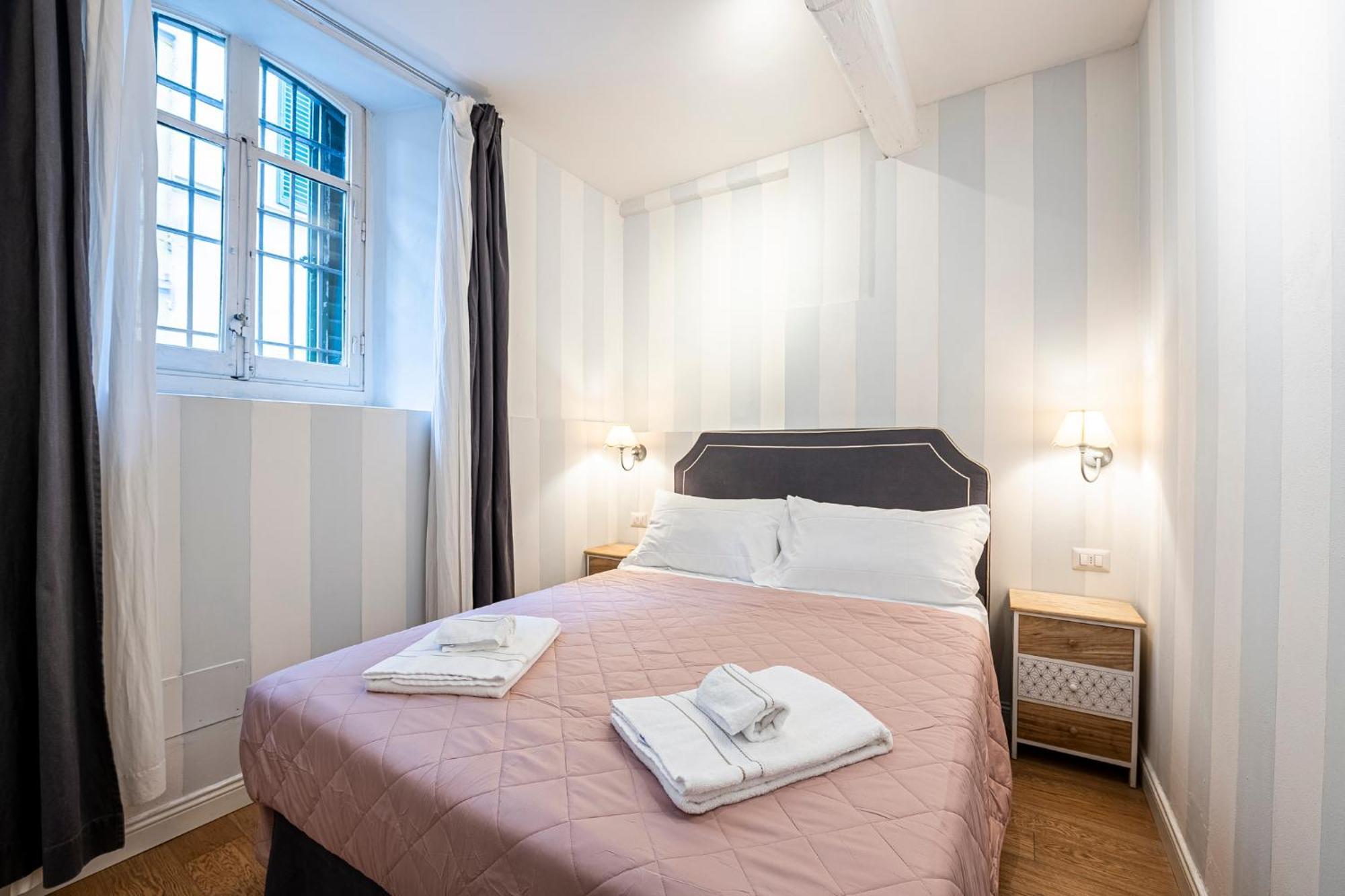 In Pz. Michelangelo: Due Con Due Bagni Apartamento *